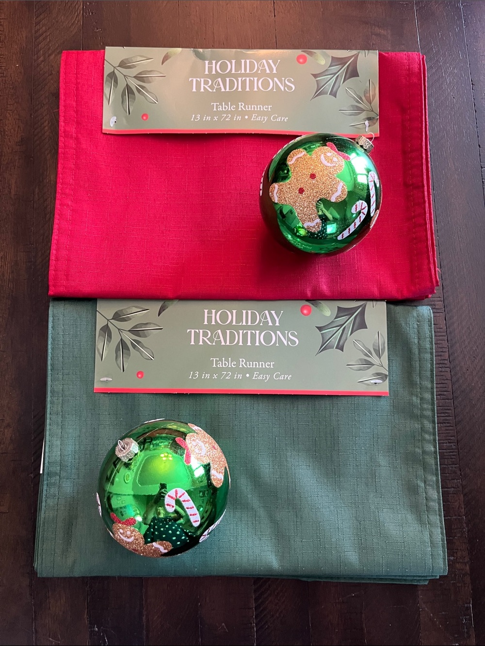 New with Tags Christmas Table Runners
